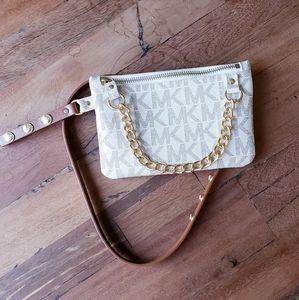 NWT Michael Kors Waist Purse!! 💖